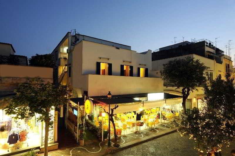 Villa Diana - Beach & Rooms Ischia Ngoại thất bức ảnh