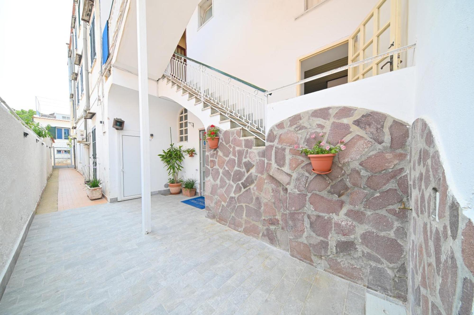 Villa Diana - Beach & Rooms Ischia Ngoại thất bức ảnh